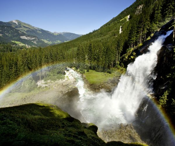 Tumbling water
